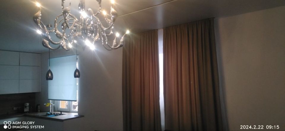 Замена полотна натяжного потолка